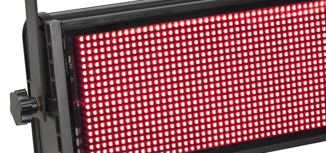 SoundSation Lightblaser 1200 CMZ RGBW:  non chiamatelo solo strobo...