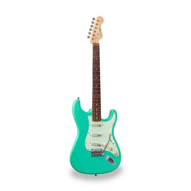 Double cutaway electric guitar with 3 single coils and vintage tuners (Wilkinson equipped)