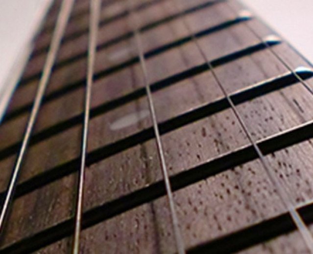 How to choose an electric guitar pt.2 Neck and Freatboard Soundsation blog Soundsation