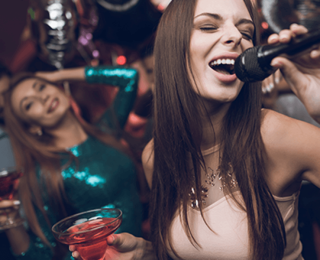 How to choose the right mixer for piano bar or karaoke?