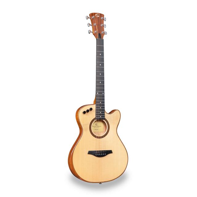 All-solid acoustic guitar with armrest and piezo pick up