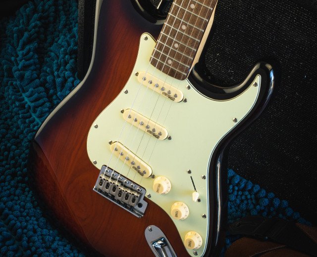 New electric guitars from Soundsation