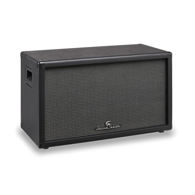 2x12" guitar cabinet equipped with Celestion Seventy 80
