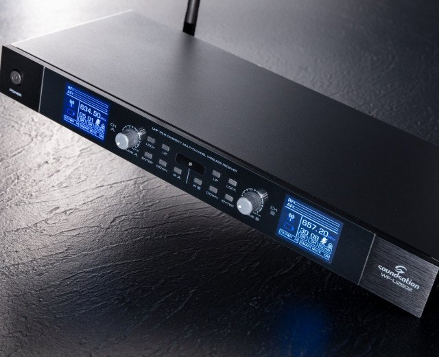 New Soundsation Wire-Free U2602 Wireless Microphones