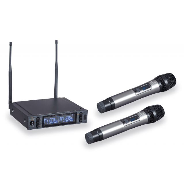 True Diversity Dual Wireless Microphone System with 2 handheld microphones 630-660MHz